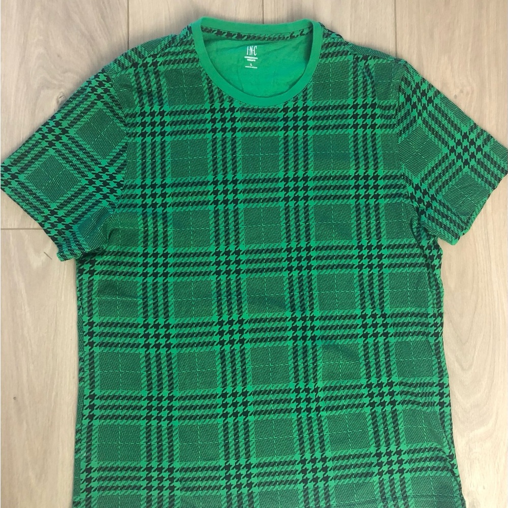 Men’s green and black Tee. Size Large